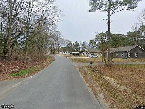 River Run Dr, SANFORD, NC 27332