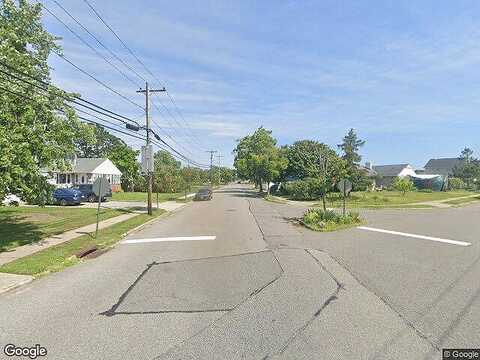 S Bay Dr, MASSAPEQUA, NY 11758