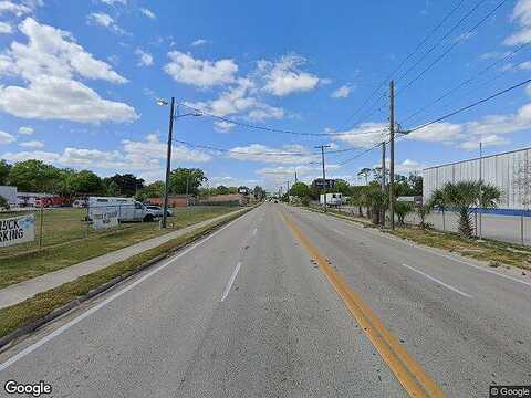 Snively Ave, WINTER HAVEN, FL 33880