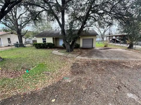 2107 Woodville Road, Bryan, TX 77803