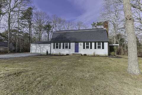 35 Stoney Cliff Road, Centerville, MA 02632