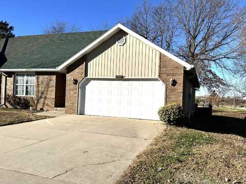 4007 S Warmwater Avenue, Springfield, MO 65804