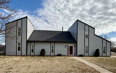 2600 Oxbow, Great Bend, KS 67530