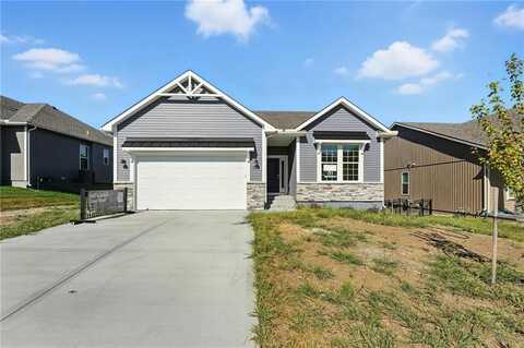 9702 N Amoret Avenue, Kansas City, MO 64154