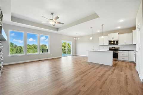 9702 N Amoret Avenue, Kansas City, MO 64154