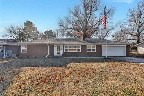 721 W Oak Street, Independence, KS 67301