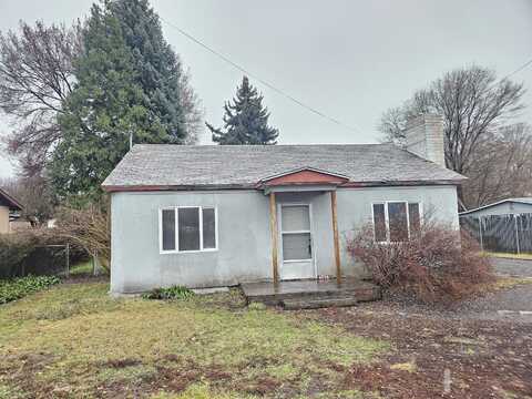 4756 Shasta Way, Klamath Falls, OR 97603