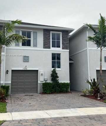 753 SE 17th St, Homestead, FL 33034