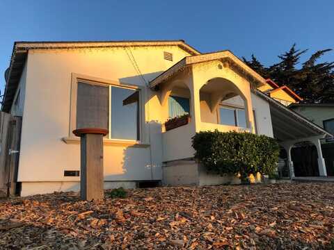 1652 Luxton ST, SEASIDE, CA 93955