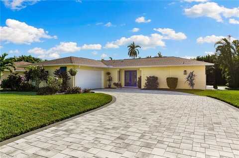 230 Pine Valley, NAPLES, FL 34113