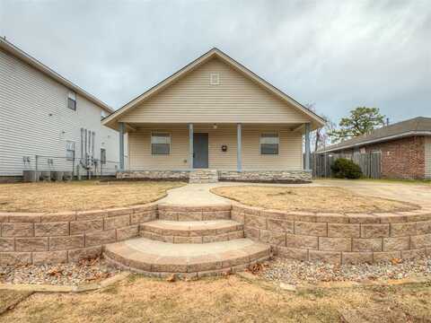 220 N Market Avenue, Shawnee, OK 74801