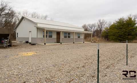 24104 Xavier Rd, McCune, KS 66753