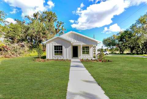 825 Seminole Ave S, Fort Meade, FL 33841