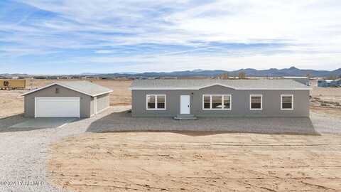 2771 W Black Rock Road, Paulden, AZ 86334