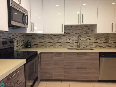 4000 N Hills Dr, Hollywood, FL 33021