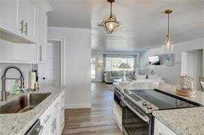 10 S Swinton Cir, Delray Beach, FL 33444