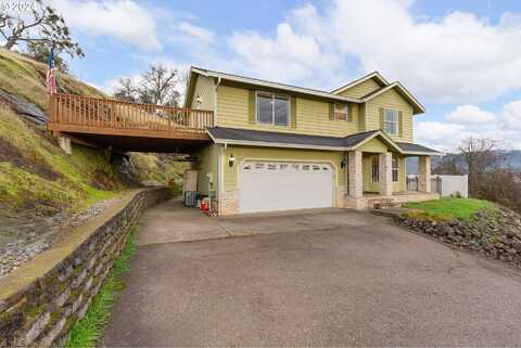 243 SUMMERWOOD ST, Roseburg, OR 97471