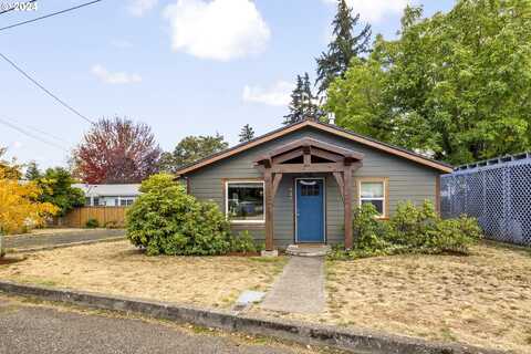 621 NE CENTER ST, White Salmon, WA 98672