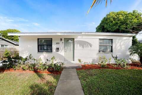 611 Monceaux Road, West Palm Beach, FL 33405