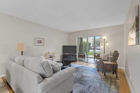 2300 NE 1st Lane, Boynton Beach, FL 33435