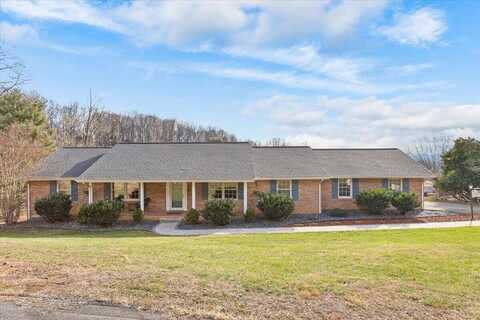 4339 Denbeigh CIR, Vinton, VA 24179