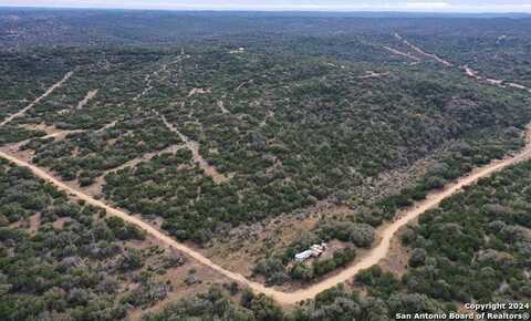 1048 SD 46067, Rocksprings, TX 78880