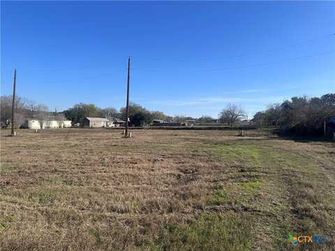 610 S 8th Street, Stockdale, TX 78160