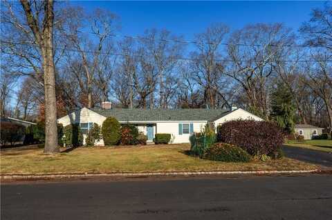 233 Miantonomo Drive, Warwick, RI 02888