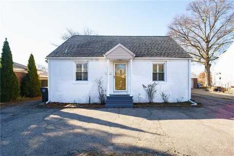 52 Carlton Street, Cranston, RI 02910