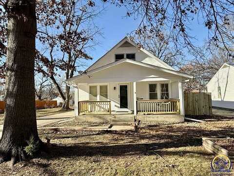 2025 SW Stone AVE, Topeka, KS 66604