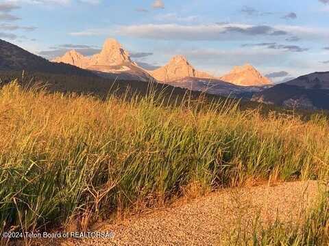 2010 SNOW CREST RANCH Drive, Driggs, ID 83422