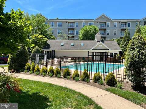 7000 FALLS REACH, FALLS CHURCH, VA 22043