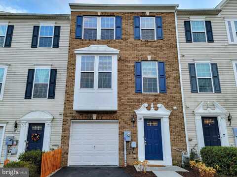 827 BLOSSOM DRIVE, HANOVER, PA 17331