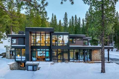 8070 Villandry Drive, Truckee, CA 96161