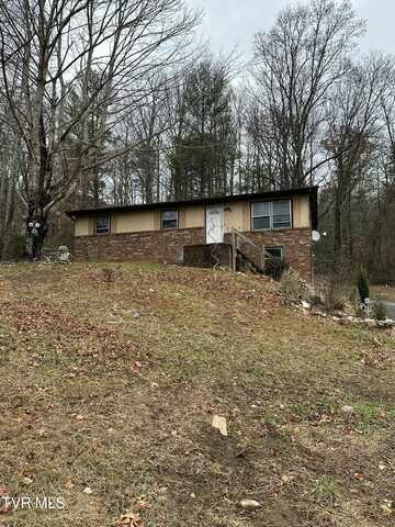 110 Patrick Henry Lane, Elizabethton, TN 37643