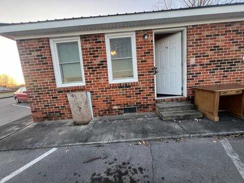 500 Skyline Dr - 74, McMinnville, TN 37110