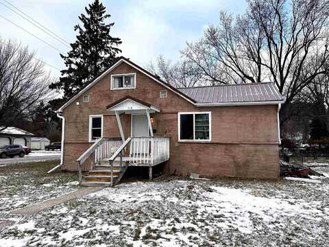 718 Houghteling, Iron Mountain, MI 49801