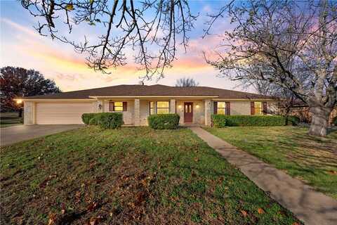 340 N Ave B, Crawford, TX 76638