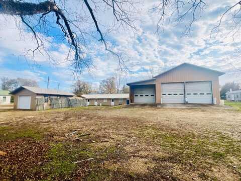 202 NW 10TH Ln, Fayette, AL 35555