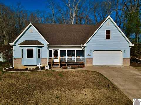 448 Bayshore Dr, Cadiz, KY 42211