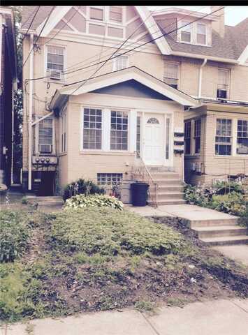 5904 Douglas, Squirrel Hill, PA 15217