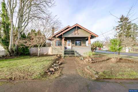 310 S Grove St, Lebanon, OR 97355