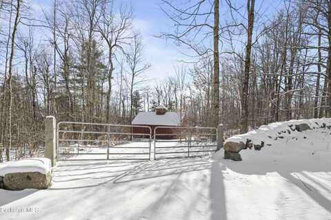 3 Dodd Rd, Sandisfield, MA 01255