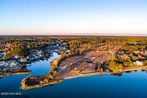 246 Amphitheater Drive, Swansboro, NC 28584