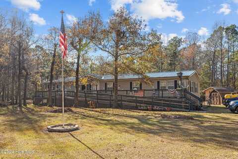 221 Donnie Davis Road, Williston, NC 28579