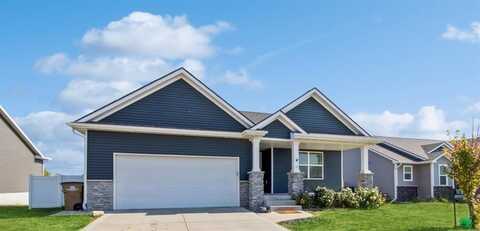 521 Shiloh Rose Parkway NW, Bondurant, IA 50035