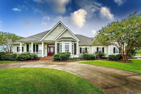 175 Breaux St, Raceland, LA 70394