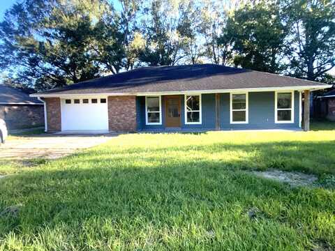 15424 Country Rd, Greenwell Springs, LA 70739