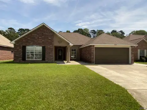 26320 Holly Ridge Dr, Denham Springs, LA 70726