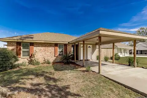 10272 Lake Park Ave, Gonzales, LA 70737